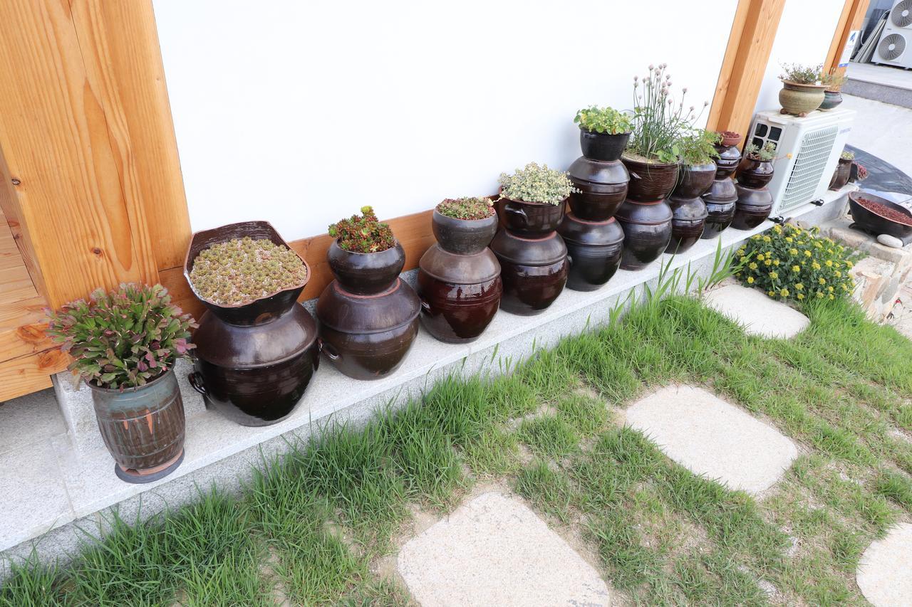 Nadul Hanok Гиеонгджу Екстериор снимка